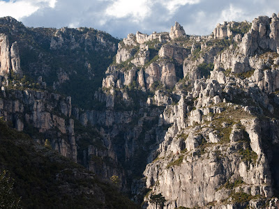 De lluny el barranc d'Orió