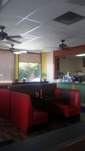 Diner «Wonder Burgers», reviews and photos, 2584 E Foothill Blvd, Pasadena, CA 91107, USA
