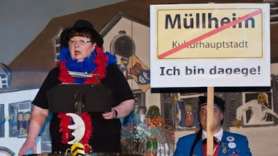 „Im Fall jeden Falles bin ich grundsätzlich gegen alles“, meinte Renate Jordan in der Bütt. „Im Fall jeden Falles bin ich grundsätzlich gegen alles“, meinte Renate Jordan in der Bütt.