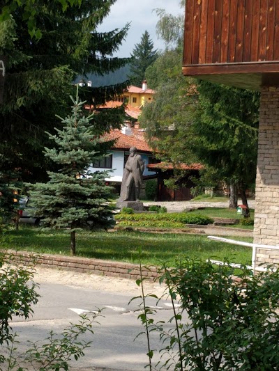 Photos of Riverside Park "Topolnitsa"