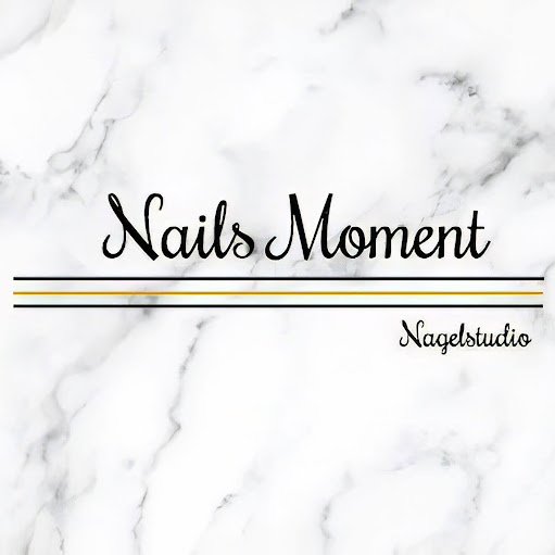 NailsMoment logo