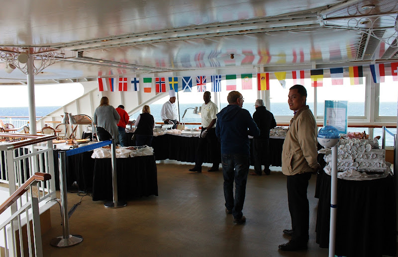 Круиз для лентяев и одиночек: Norwegian Spirit из Барселоны на Канары в январе 2013