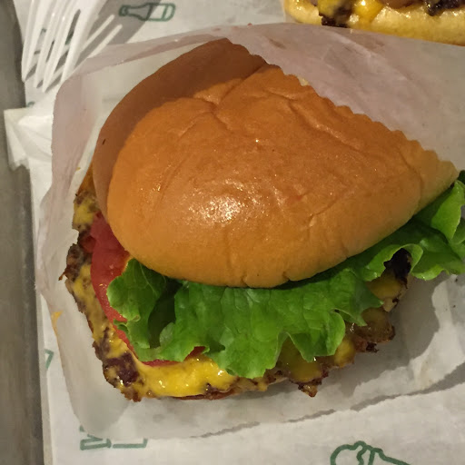 Hamburger Restaurant «Shake Shack», reviews and photos, 170 Flatbush Ave, Brooklyn, NY 11217, USA