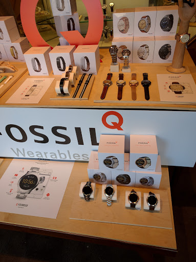 Watch Store «Fossil Store», reviews and photos, 1580 S. Disney Drive, Anaheim, CA 92802, USA