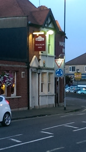Wackum Inn