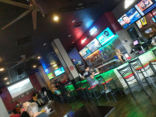 Chicken Wings Restaurant «Mugs N Jugs», reviews and photos, 40737 US Hwy 19 N, Tarpon Springs, FL 34689, USA