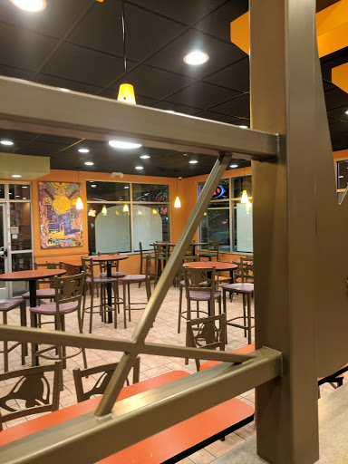 Mexican Restaurant «Taco Bell», reviews and photos, 2880 W Grant Line Rd, Tracy, CA 95304, USA