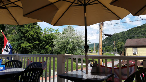 Restaurant «Almost Heaven Pub and Grill», reviews and photos, 95 Potomac St, Harpers Ferry, WV 25425, USA