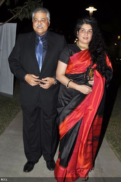 Elegant couple, Satish Shah with wife during 'Namaste America' event, held in Mumbai on January 21, 2013. (Pic: Viral Bhayani)