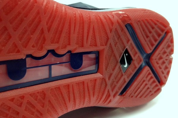 Detailed Look at Nike LeBron X USA and its Packaging