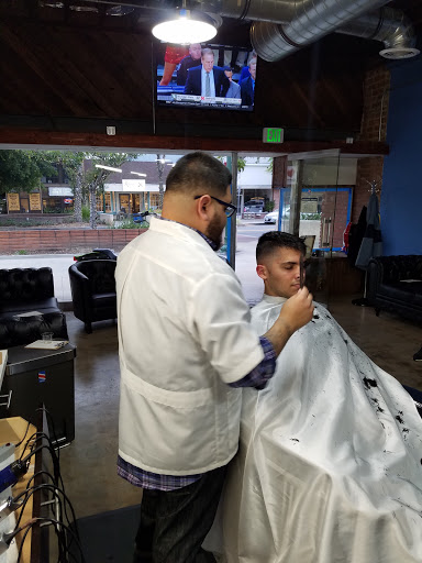 Barber Shop «Primo Barbershop», reviews and photos, 2421 Honolulu Ave, Montrose, CA 91020, USA