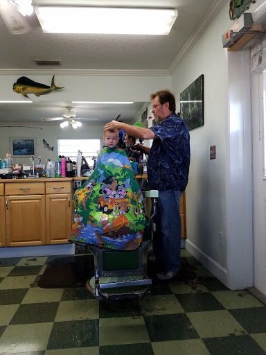 Barber Shop «Braden River Barber Shop», reviews and photos, 5316 46th St Ct E, Bradenton, FL 34203, USA