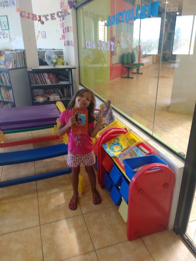 Photos of Mongagu&aacute; Praia Shopping