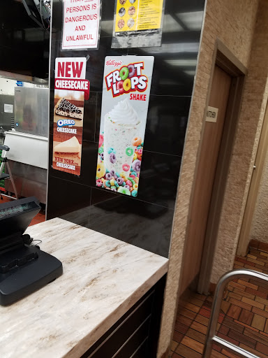 Fast Food Restaurant «Burger King», reviews and photos, 33-10 Astoria Blvd, Long Island City, NY 11103, USA