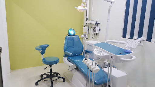 Hi Dent Multi-speciality Dental Clinic, Kunnumpuram Junction, Edapally - Panvel Hwy, Amrita Nagar, Edappally, Ernakulam, Kerala 682024, India, Clinic, state KL