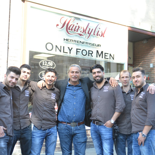 Hairstylist Only For Men logo
