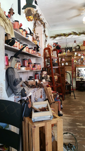 Cafe «Serendipity Cafe & Gifts», reviews and photos, 116 E Main St #1, La Grange, KY 40031, USA