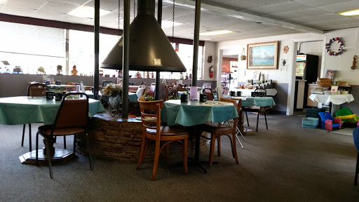 Restaurant «Lakeside Chalet», reviews and photos, 3533 NE Everett St, Camas, WA 98607, USA