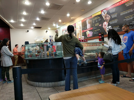 Ice Cream Shop «Cold Stone Creamery», reviews and photos, 636 San Antonio Rd, Mountain View, CA 94040, USA