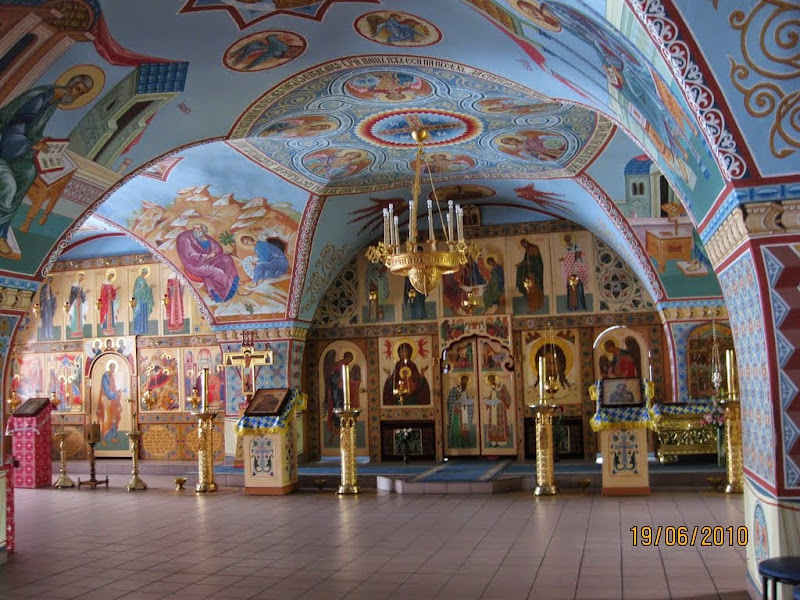 Церковь Покрова в Братцево