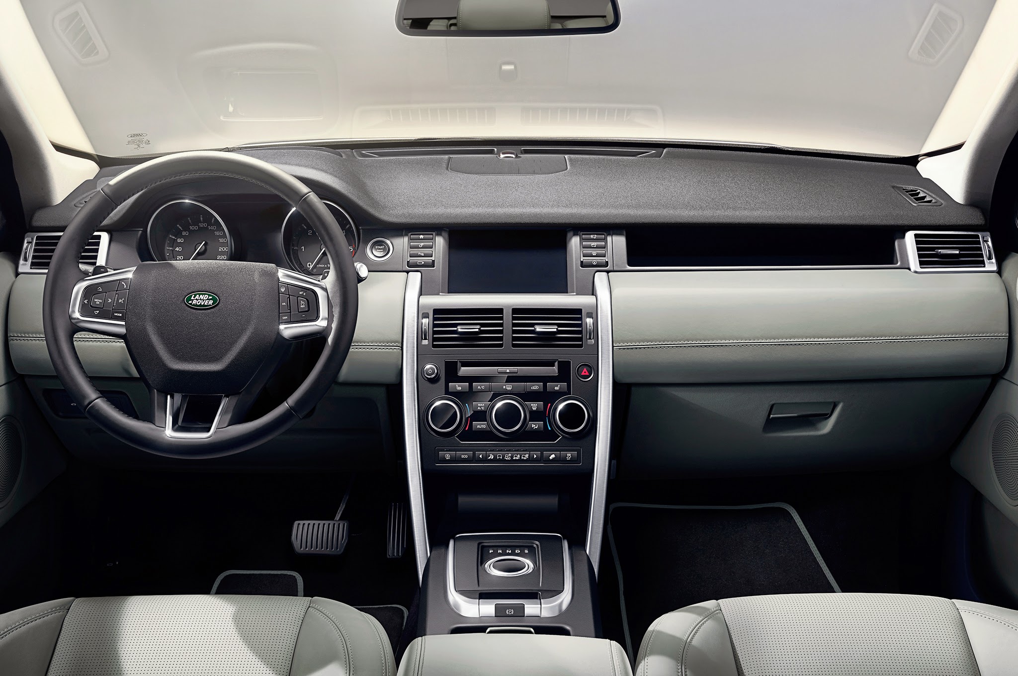 2015-land-rover-discovery-interior.