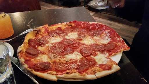 Pizza Restaurant «Stella Barra Pizzeria», reviews and photos, 11825 Grand Park Ave, North Bethesda, MD 20852, USA