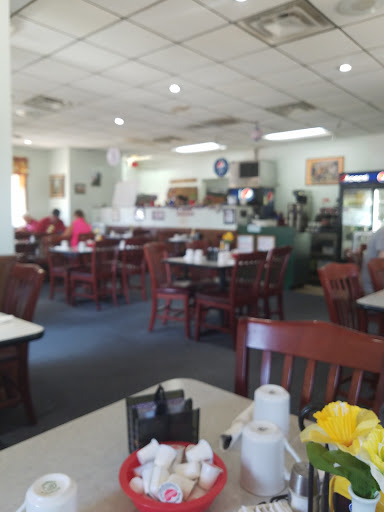 Family Restaurant «Spring Gardens Family Restaurant», reviews and photos, 300 N Maple St, Brighton, IL 62012, USA