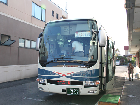 沿岸バス「特急はぼろ号」･392　羽幌本社ターミナル到着