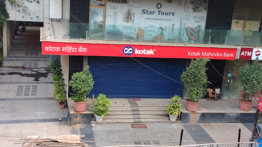 Kotak Mahindra Bank Ltd., Nehru Rd, Sen Nagar, Santacruz East, Mumbai, Maharashtra 400055, India, Savings_Bank, state MH