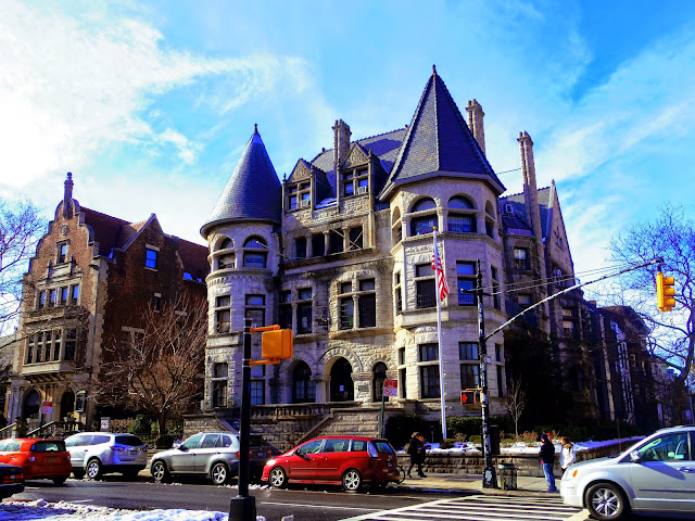 Ny ブラウン ストーンの街並みが美しい Park Slope 地区を歩く El Mundo