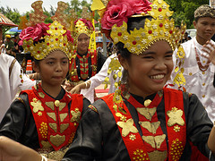 PING HAP -traditional and culture: melanau costume