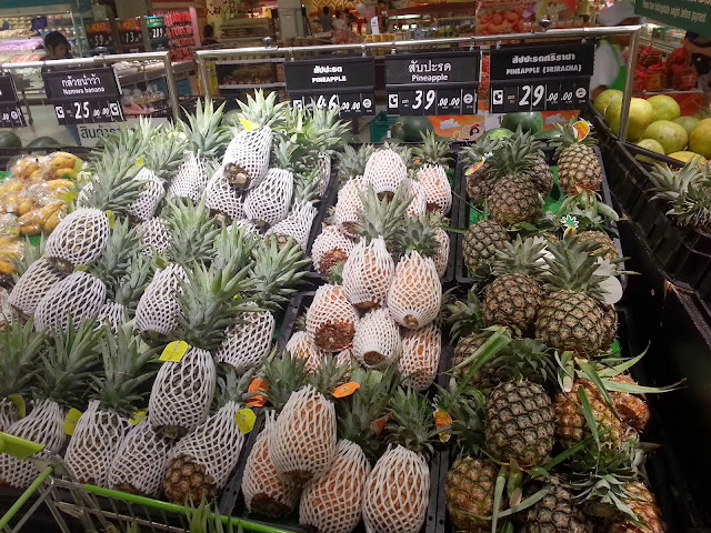 Рынок с фруктами на Самуи