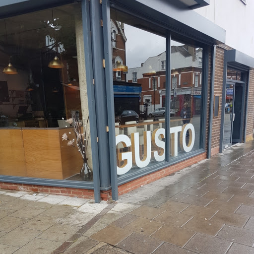 Mi Gusto Coffee Shop logo