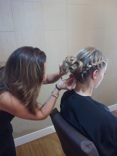 Photos of Aveda Lifestyle Sal&oacute;n & Spa