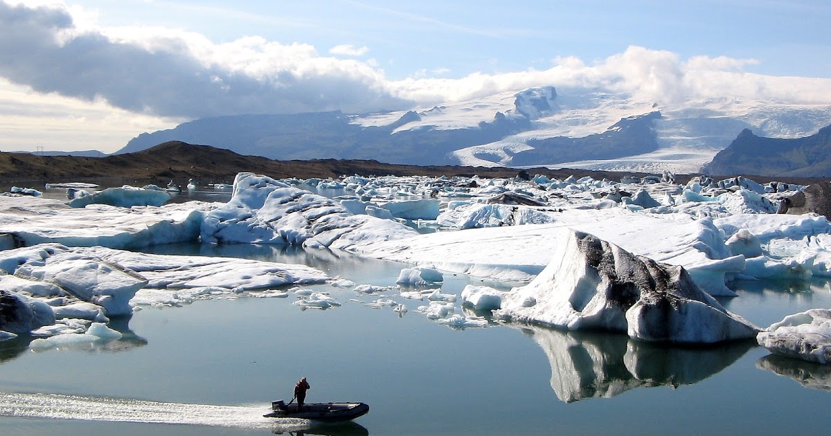 Electric Trips : Jökulsárlón, Iceland: Batman was here