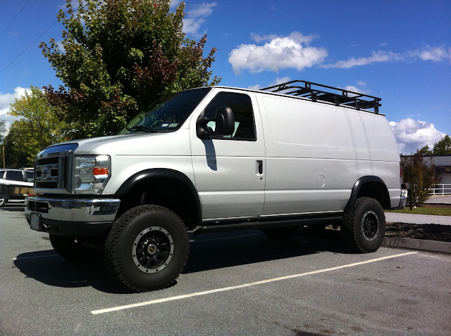 stanvan%252520w%25253Arack.JPG