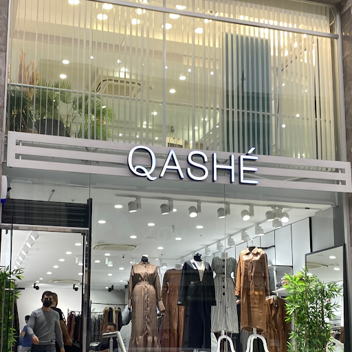 Qashe_store logo