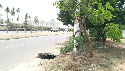 Pal Pannai Bus Stop, Coimbatore Trichy Nagapattinam Highway, Ariyamangalam Area, Tiruchirappalli, Tamil Nadu 620010, India, Travel_Terminals, state TN