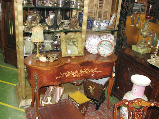 Green's Antiques