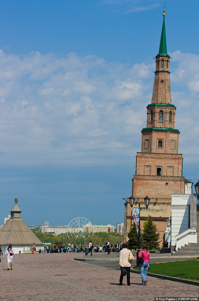13: Казань Парадная