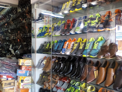 Metro Shoe Mart, Shop No. 193, Thiruvottiyur High Rd, Rettai Malai Srinivasan Nagar, Manikkam Nagar, Tiruvottiyur, Chennai, Tamil Nadu 600019, India, Map_shop, state TN