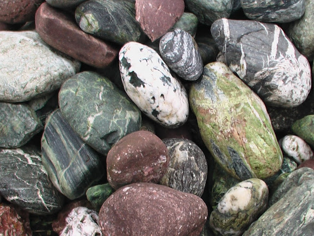Камни голыши