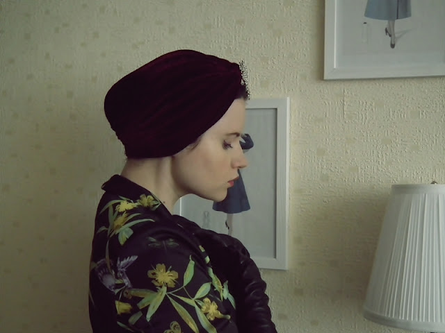 turban w stylu retro