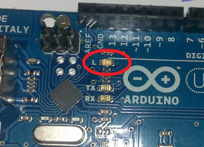 Primer proyecto hardware con Arduino UNO, encender un LED