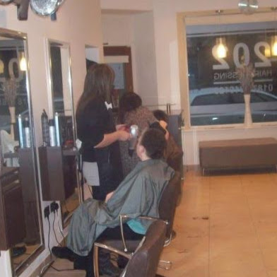 202 Hair & Beauty Salon Prestonpans logo