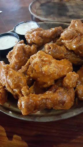 Chicken Wings Restaurant «Hooters», reviews and photos, 1507 S Coast Dr, Costa Mesa, CA 92626, USA