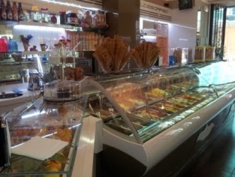 Il Dolce Sorriso Di Raffaello Fracassi