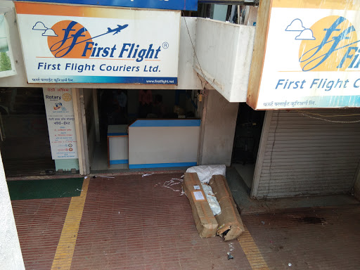 First Flight Couriers Ltd, Shop No-5, Basement, Taj Plaza, Near Aishwarya Hotel, Muraraji Peth, Solapur, Maharashtra 413001, India, Shipping_Service, state MH