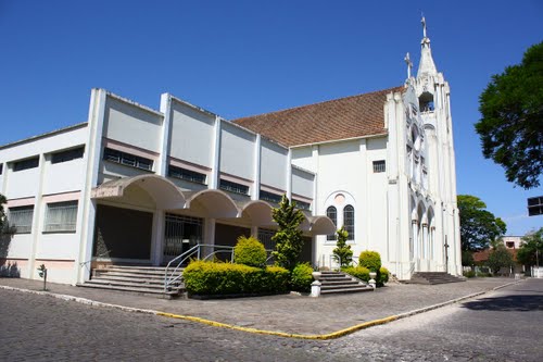 Igreja Matriz São Roque, Tv. Vicente Paloti, 98, Faxinal do Soturno - RS, 97220-000, Brasil, Local_de_Culto, estado Rio Grande do Sul