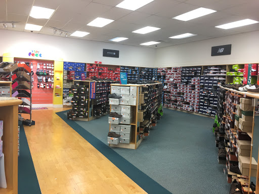 rack room shoes near me